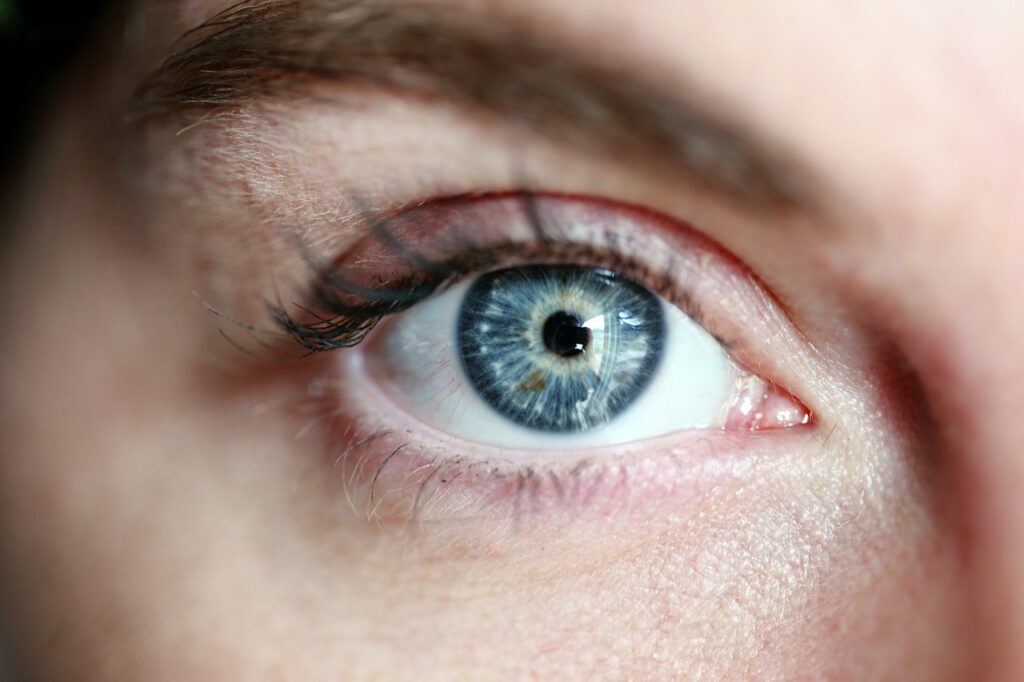 5 jednoduchých cvikov, ktoré zlepšia váš zrak