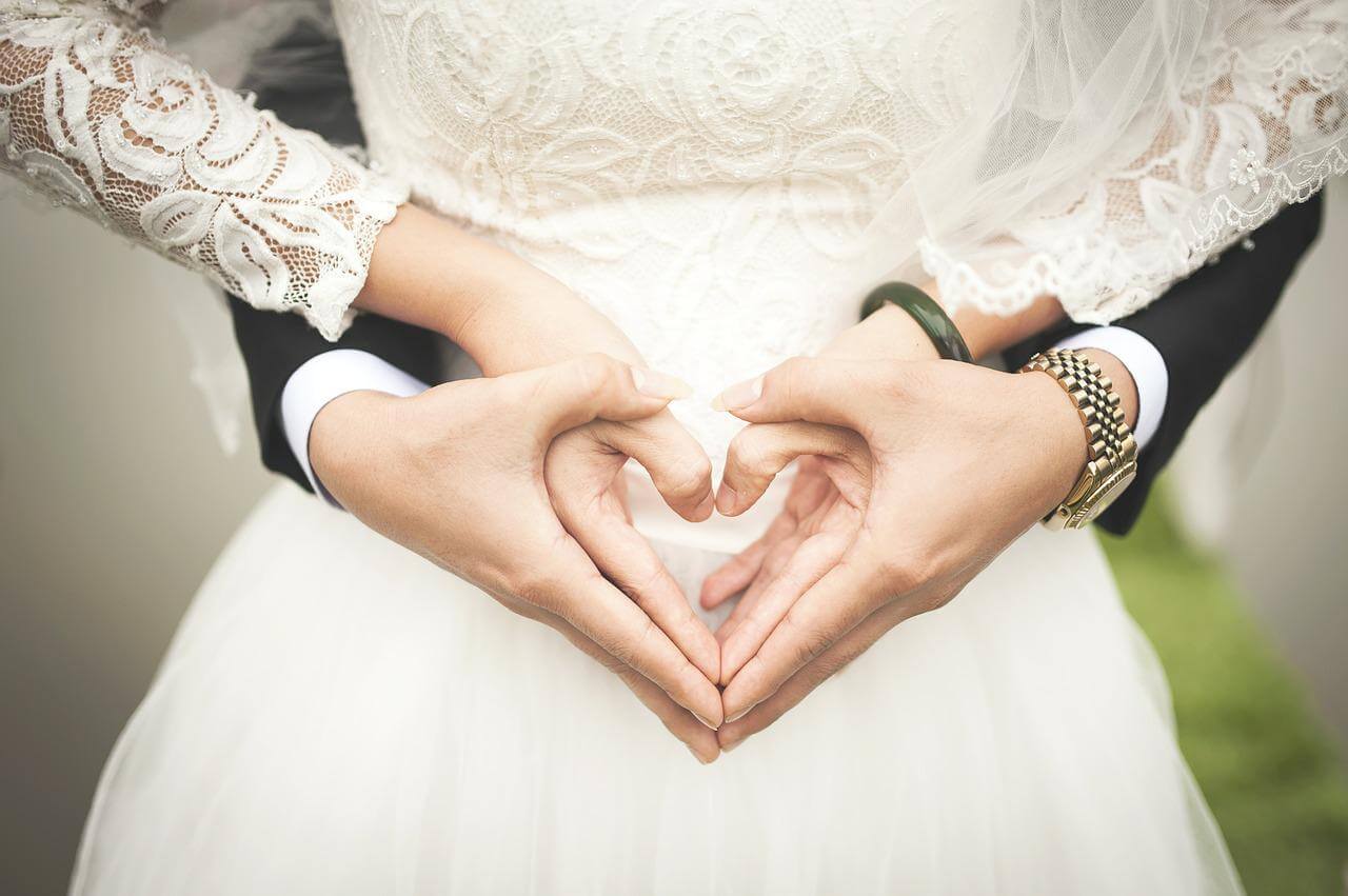 Originálne darčeky pro novomanželov: Čím potešiť nevestu a ženícha?